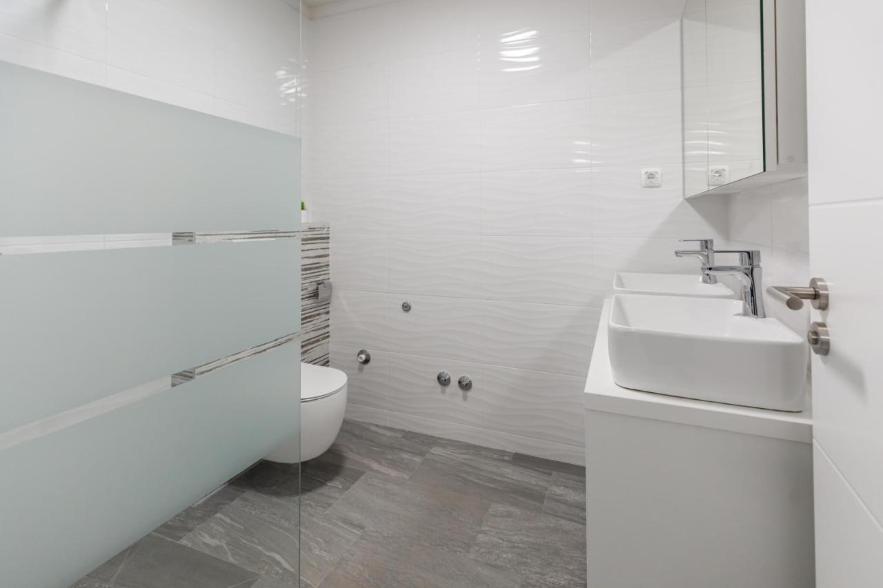 Apartman Laura 维尔 外观 照片