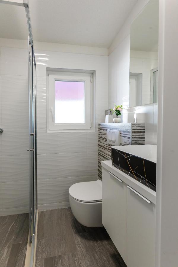 Apartman Laura 维尔 外观 照片