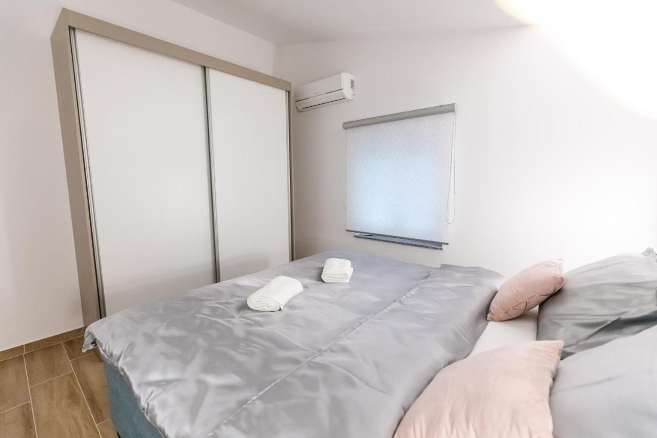 Apartman Laura 维尔 外观 照片