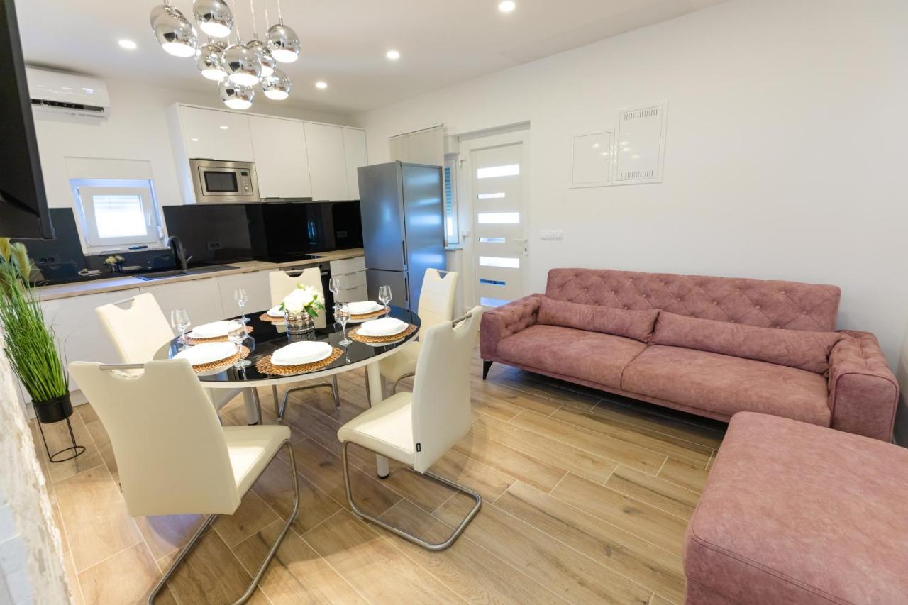 Apartman Laura 维尔 外观 照片