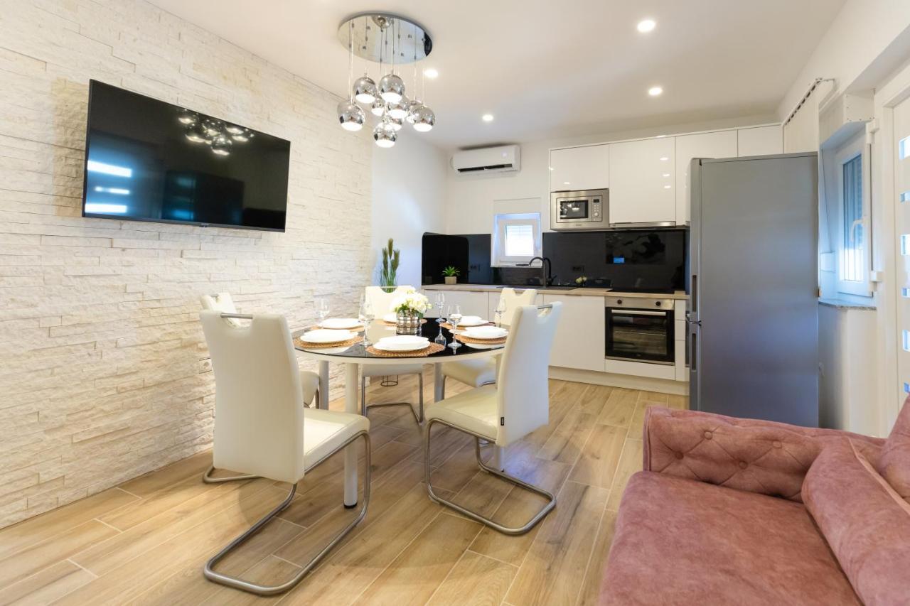 Apartman Laura 维尔 外观 照片